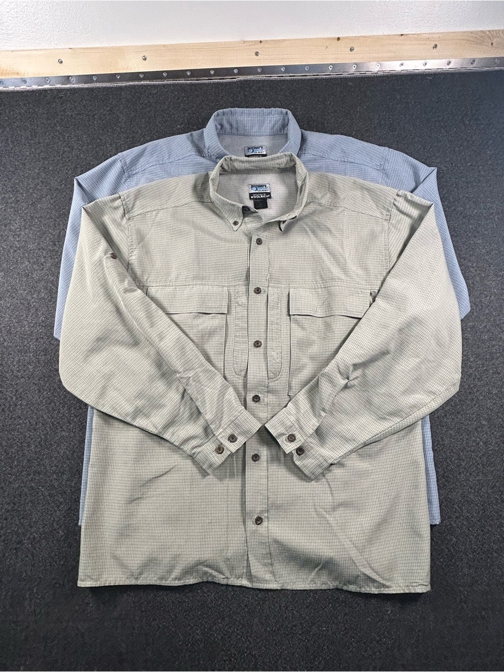 Lot Of 2 Woolrich Button Up Outdoor Discovery Channel Quest Shirt Mens L Green